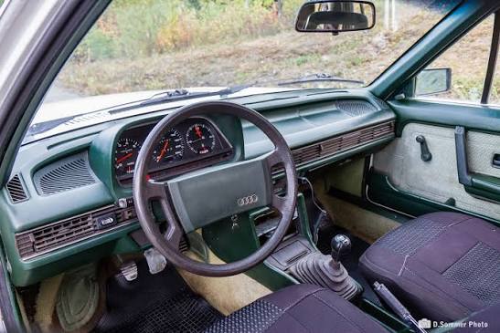 Audi 100 2-door Sedan 100, 85hp (Automatic)